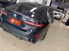 BMW 5 Series 525Li M Sport Package - ფოტო 2
