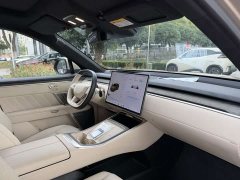Nio Lerado L90 Ultra Six-Seater - ფოტო 12