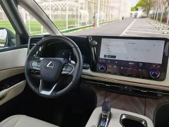 Lexus LM 500h Six-Seat Premium Edition - ფოტო 4