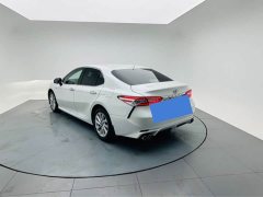 Toyota Camry 2021 2.0G Luxury - ფოტო 4