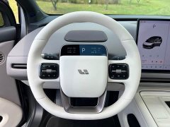 Li Auto i6 Four-Wheel Drive Standard Edition - ფოტო 14