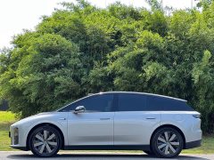 Li Auto i6 Four-Wheel Drive Standard Edition - ფოტო 4