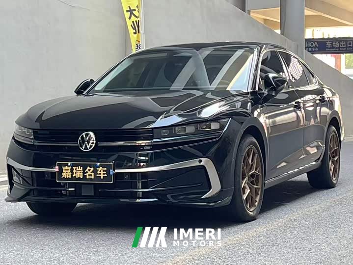 Volkswagen Magotan 380TSI DSG Prestige Edition with Grand Magotan Package