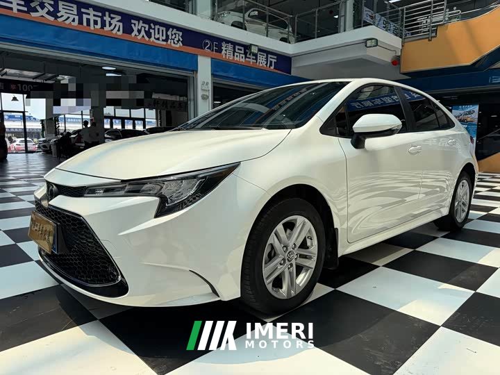 Toyota Corolla 1.8L CVT Luxury