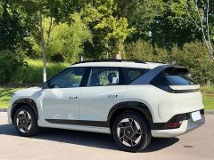 Hyundai EO Yige Two-Wheel Drive TECH 64.2kWh - ფოტო 11