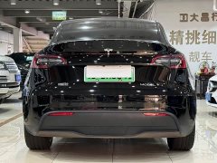 Tesla Model Y Rear-Wheel Drive - ფოტო 15