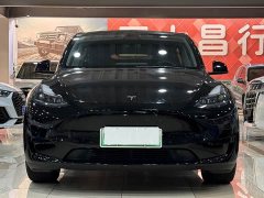 Tesla Model Y Rear-Wheel Drive - ფოტო 2