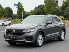 Volkswagen Touareg 2021 2.0TSI Ruishang Edition - ფოტო 1
