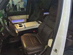Li Auto Li Xiang MEGA Ultra - ფოტო 14