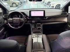 Toyota Grevias 2023 2.5L Hybrid Premium VIP Edition - ფოტო 10