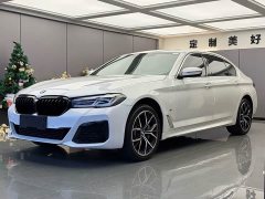 BMW 5 Series 530Li Luxury M Sport Package - ფოტო 1