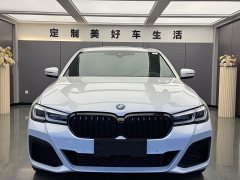 BMW 5 Series 530Li Luxury M Sport Package - ფოტო 2