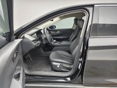 FAW Red Flag E-QM5 Facelift Base Mobility Edition - ფოტო 7