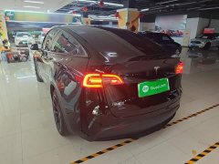 Tesla Model Y 2022 Facelift Rear-Wheel Drive - ფოტო 4