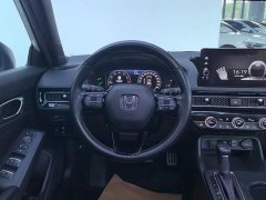 Honda Civic Hatchback 240 Turbo CVT Sharp Edition - ფოტო 15