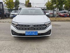 Volkswagen Sagitar 200TSI DSG Excellence Edition - ფოტო 2