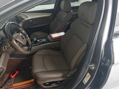 BYD Han EV Champion Edition 605KM FWD Luxury - ფოტო 14