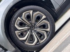 HiPhi X Flagship 6-Seater - ფოტო 11