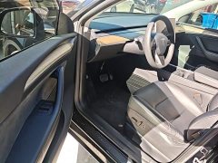 Tesla Model Y 2022 Facelift Long Range All-Wheel Drive - ფოტო 11
