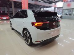 Volkswagen ID.3 Outstanding Edition - ფოტო 4