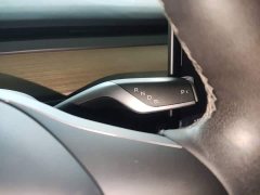 Tesla Model Y Standard Range RWD - ფოტო 13