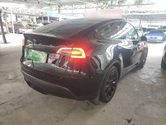 Tesla Model Y Standard Range RWD - ფოტო 6