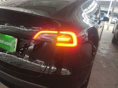 Tesla Model Y Standard Range RWD - ფოტო 7