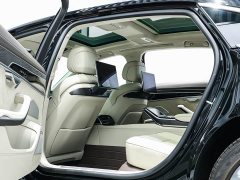 Audi A8 2022 A8L Horch Founder’s Edition Legend - ფოტო 13