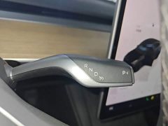 Tesla Model Y Long Range All-Wheel Drive - ფოტო 13