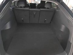 Tesla Model Y Long Range All-Wheel Drive - ფოტო 18