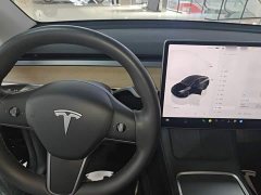Tesla Model Y Long Range All-Wheel Drive - ფოტო 9