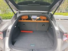 Xiaomi YU7 Four-Wheel Drive Max Edition - ფოტო 18