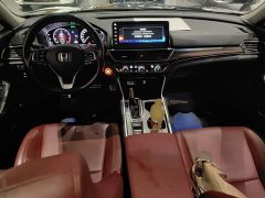 Honda Accord 260TURBO Phantom Night Premium Edition - ფოტო 9