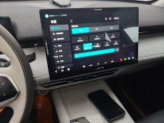 Changan UNI-Z 1.5T Luxury - ფოტო 12