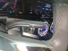 Mercedes-Benz GLB 220 Dynamic - ფოტო 13