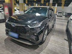 Toyota Highlander Hybrid 2.5L AWD Premium 7-Seater - ფოტო 1