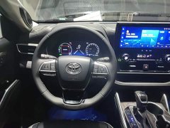 Toyota Highlander Hybrid 2.5L AWD Premium 7-Seater - ფოტო 10