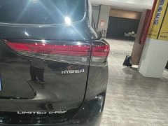Toyota Highlander Hybrid 2.5L AWD Premium 7-Seater - ფოტო 7