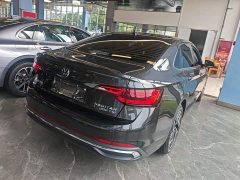 Volkswagen Jetta Facelift 300TSI DSG Excellence Edition - ფოტო 6