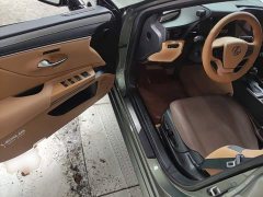 Lexus ES 200 Premium Edition - ფოტო 15