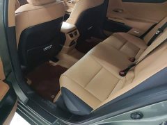 Lexus ES 200 Premium Edition - ფოტო 16