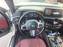 BMW 5 Series Facelift 530Li Premier M Sport Package - ფოტო 2