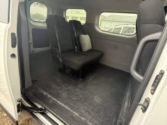 New Journey New Tourers V70 2.0T Elite Automatic Short Wheelbase Low Roof 5/6 Seater - фото 12
