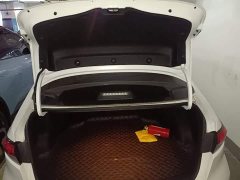 Toyota Corolla 2022 1.8L CVT Luxury - ფოტო 18