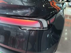 Tesla Model Y Rear-Wheel Drive - ფოტო 7