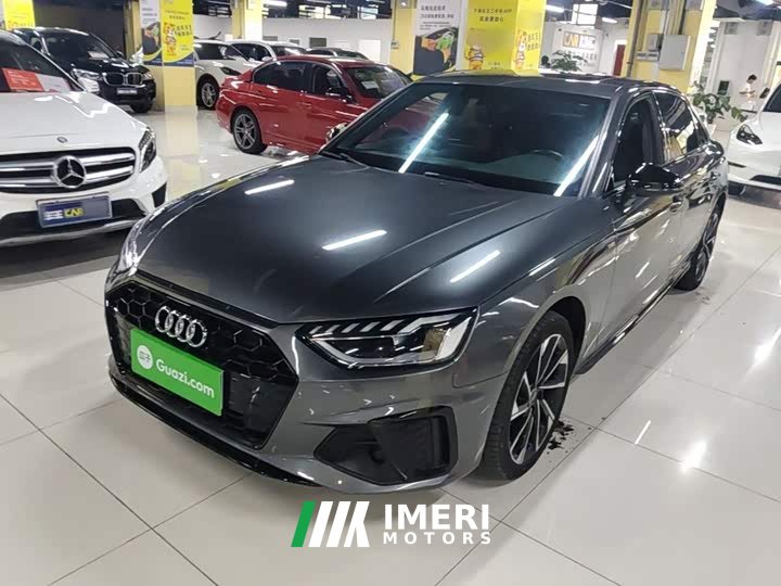 Audi A4L 40 TFSI Luxury Dynamic