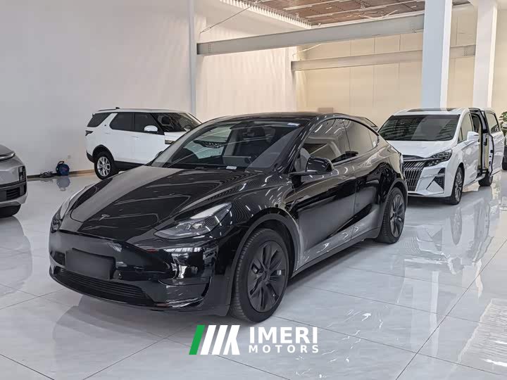 Tesla Model Y Facelift Rear-Wheel Drive