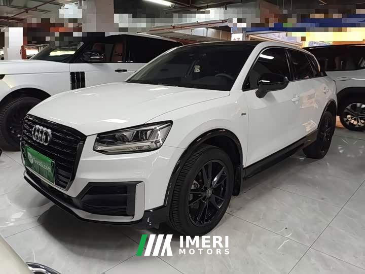 Audi Q2L 35 TFSI Fashion Dynamic