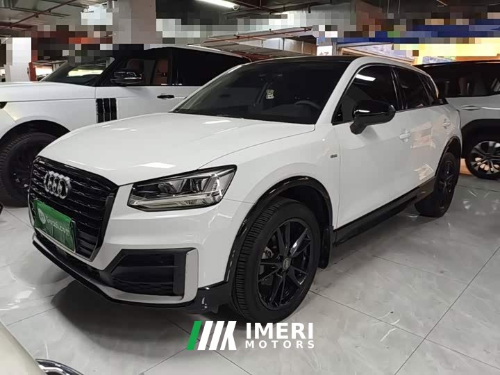 Audi Q2L 35 TFSI Fashion Dynamic