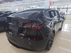 Tesla Model Y Standard Range RWD - ფოტო 6